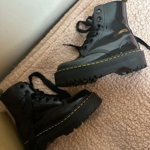Women’s sz.7 Dr. Martens boots